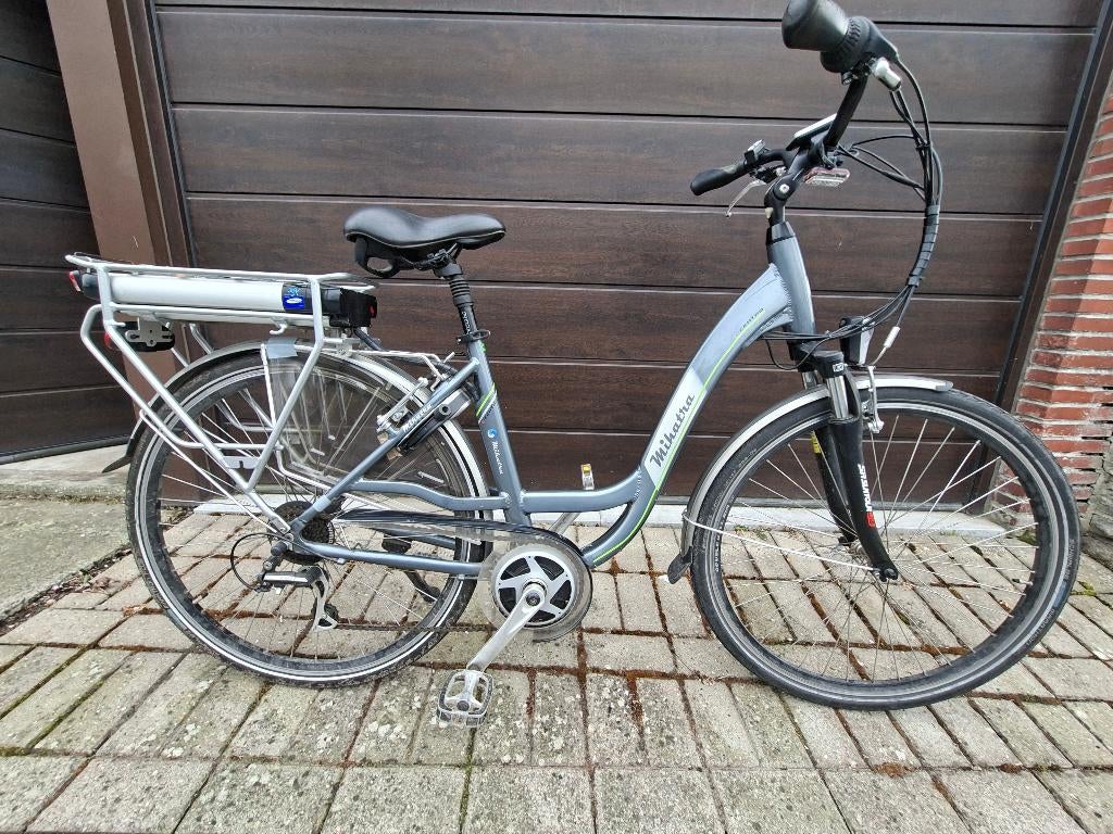 Vélo électrique dame moteur central (cadre M), Vélos & Vélomoteurs, Enlèvement, Utilisé, Autres marques