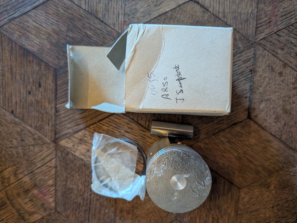 Piston Kawasaki AR50, Enlèvement, Neuf