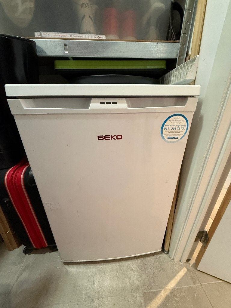 Vriezer Beko, Elektronische apparatuur, Vriezers en Diepvrieskisten, Gebruikt, Minder dan 60 cm, Vrijstaand, Ophalen