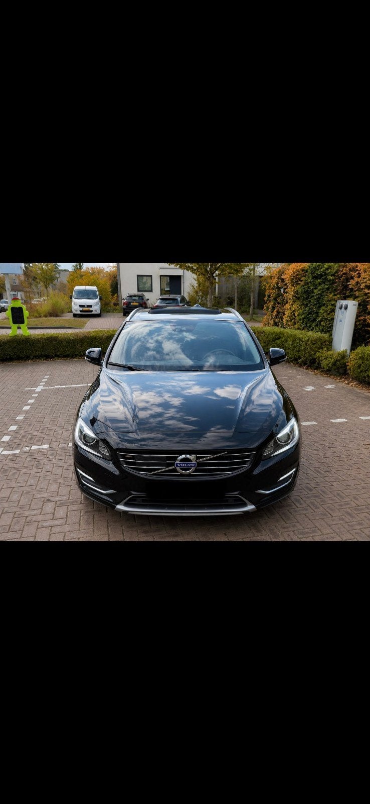 Volvo V60 D6 Twin Engine Plug in Hybride 288 pk  2016, Auto's, Automaat, Zwart, Zwart, Leder