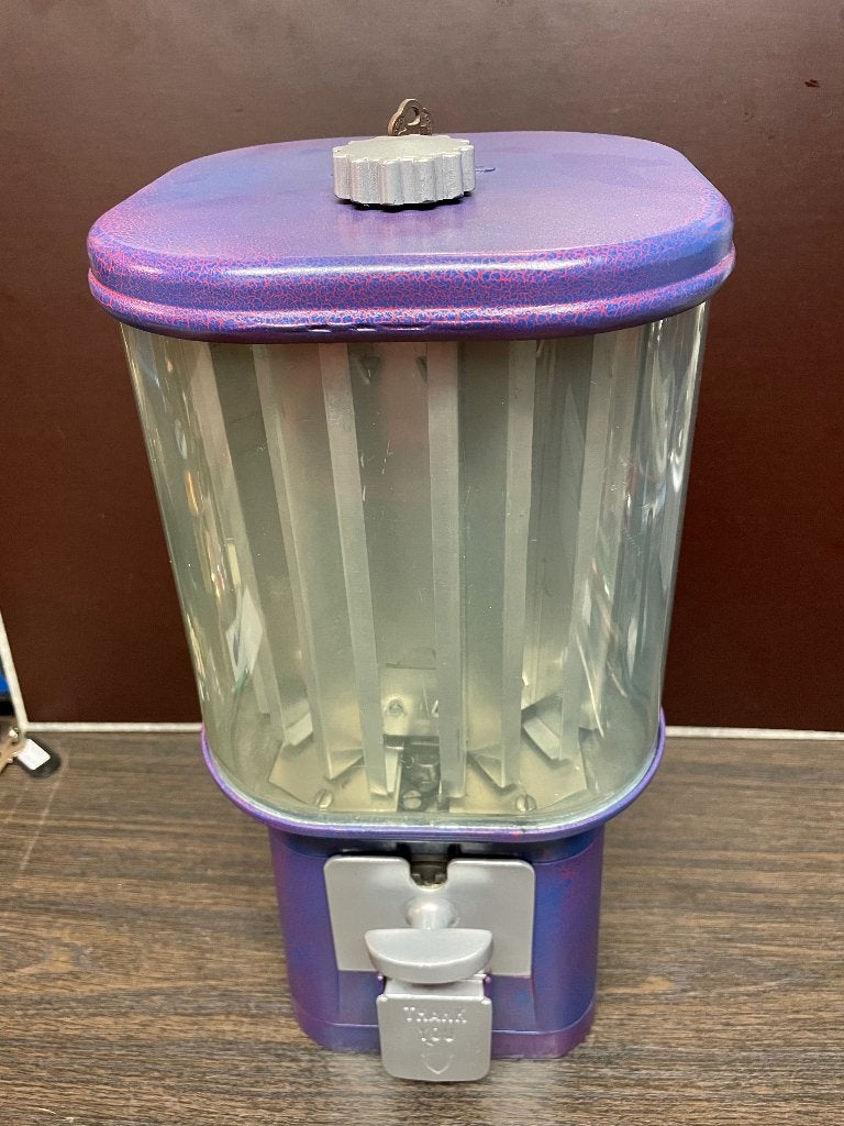 Eikenhouten kauwgomdispenser uit 1960., Ophalen of Verzenden, Gebruikt, Met sleutels