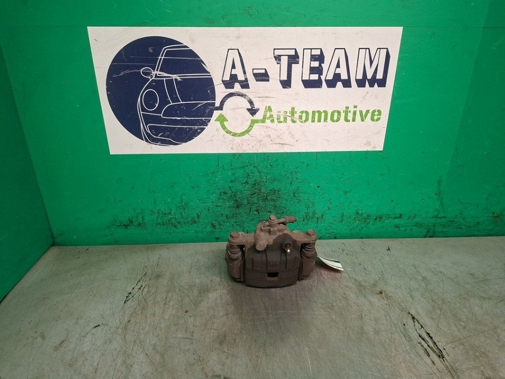 ETRIER DE FREIN AVANT GAUCHE Mazda 2 (DE) (01-2007/06-2015), Hitdorfer Straße 73
51371  Leverkusen, DE, Mazda, Utilisé, Info@mazda.de