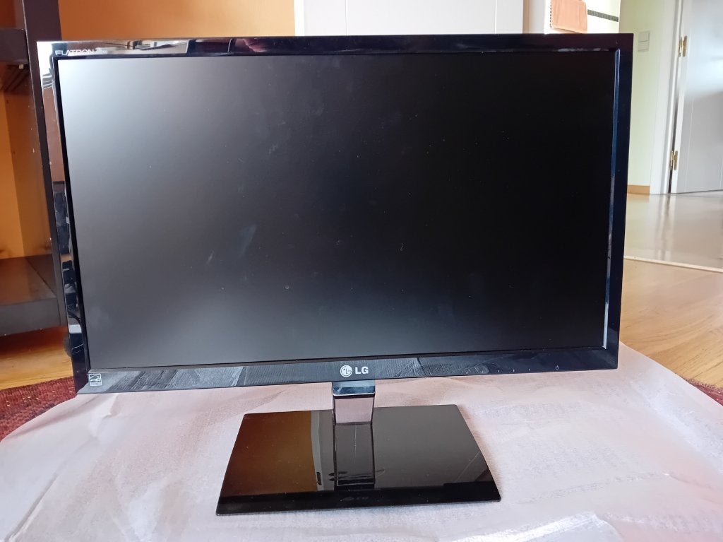 LED Monitor - LG Flatron e2260V-PN, Informatique & Logiciels, Moniteurs, Connexion casque, HD, 60 Hz ou moins, Enlèvement