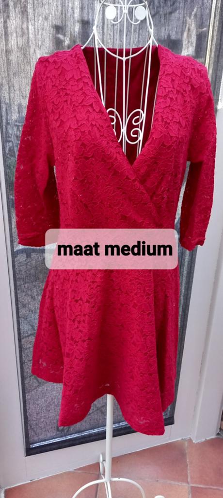 Prachtige kleding maat medium, Kleding | Dames, Dames-kledingpakketten, Ophalen of Verzenden