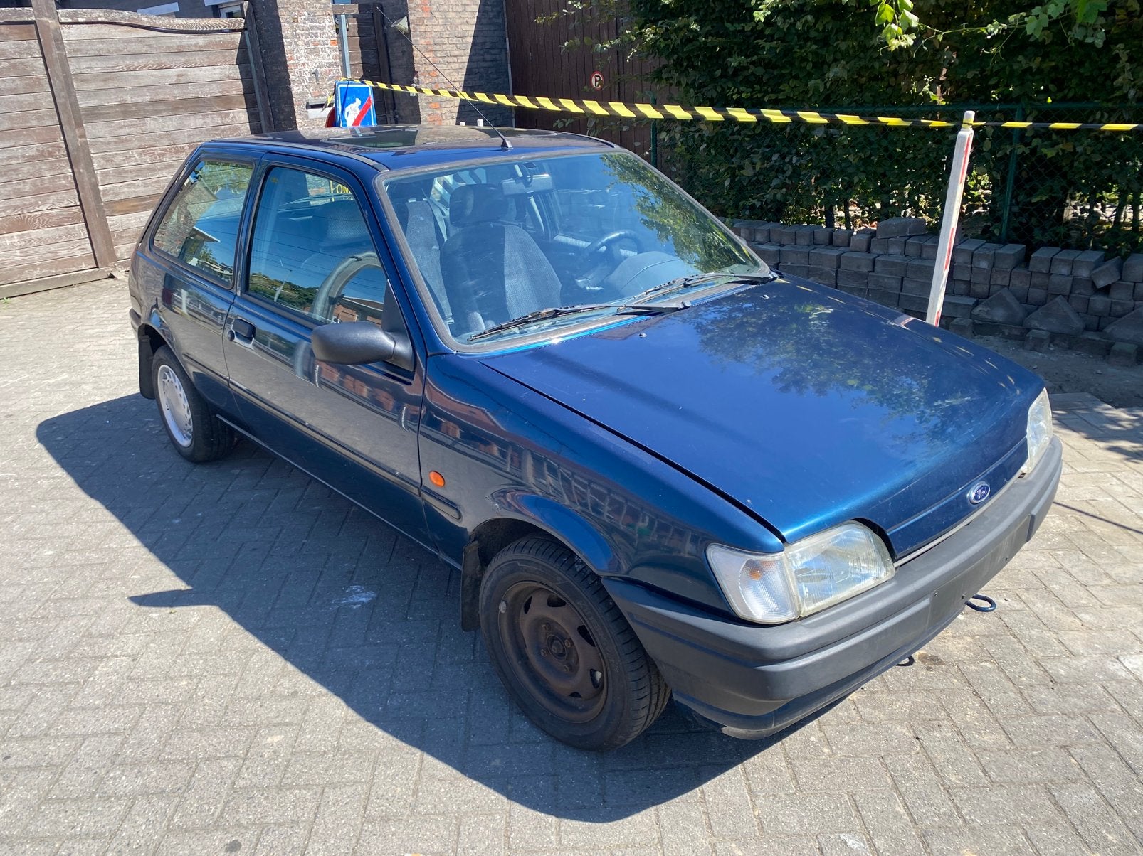 Ford Fiesta 1995 automaat 1.3 benzine, Auto's, Stof, Blauw, Particulier, Fiësta