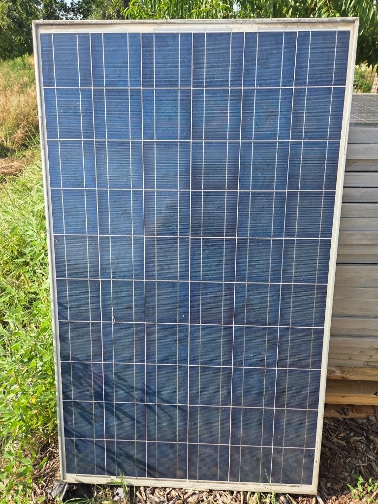 22 Zonnepanelen EG-230P60-C — 230Wp, Doe-het-zelf en Bouw, Zonnepanelen en Toebehoren, Ophalen, Gebruikt, Paneel, 200 wattpiek of meer