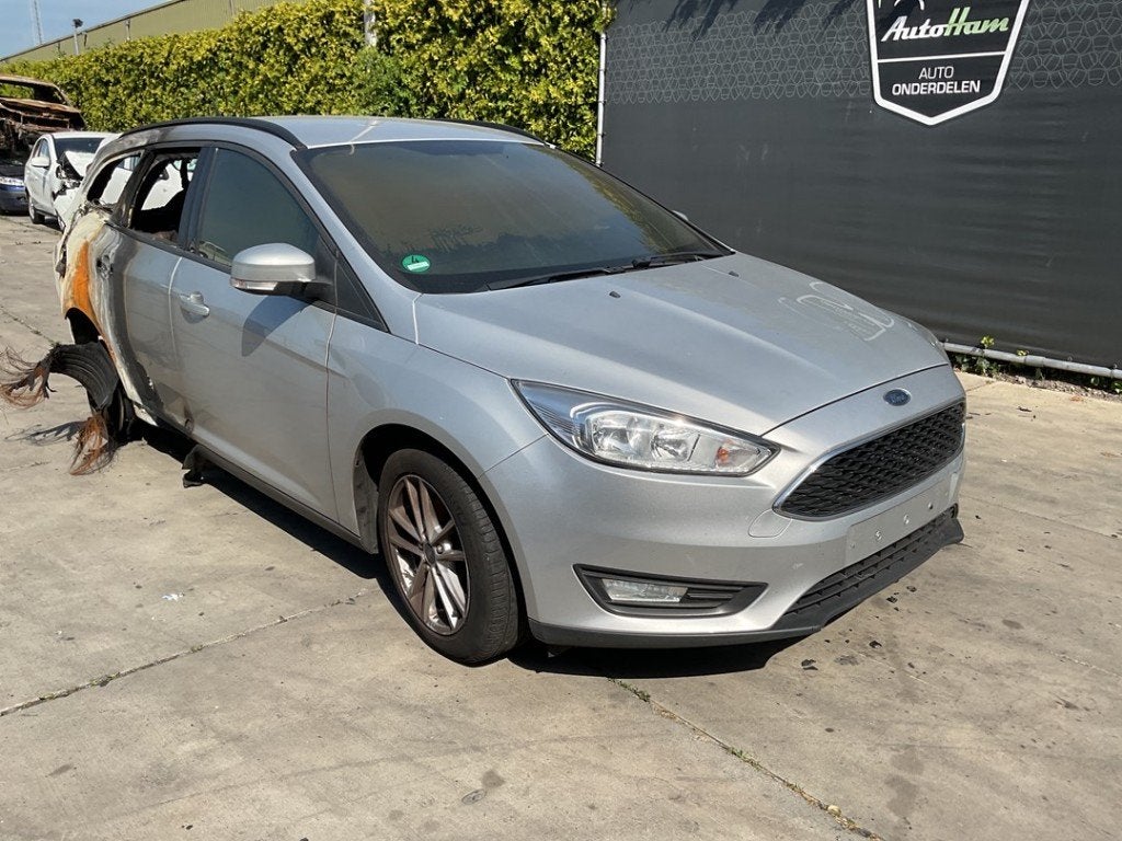 MOTORKAP Ford Focus 3 Wagon (|1797477|PBM51A16610AC|), Auto-onderdelen, Gebruikt, Ford-Werke GmbH, Kunden@ford.com, Ford