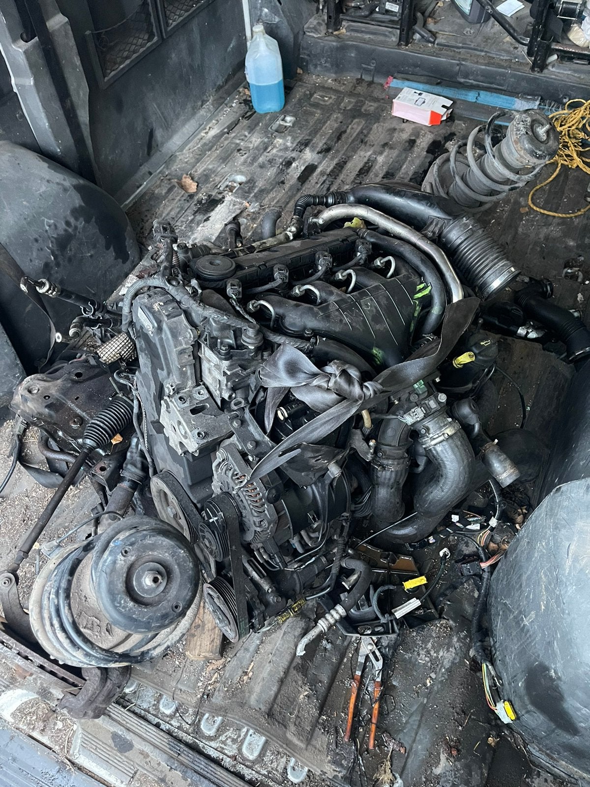 Toute pieces moteur 2.0 hdi 136 CV, Autos : Pièces & Accessoires, Enlèvement ou Envoi, Audi
