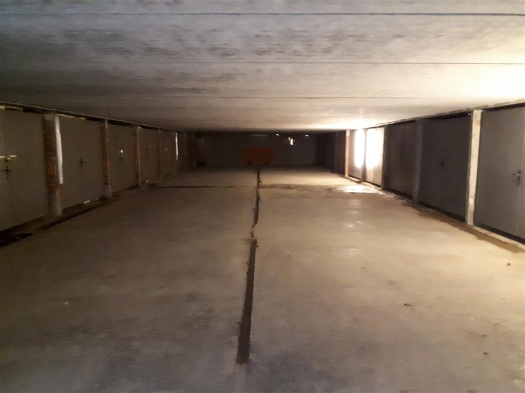 Garage à louer - Deurne