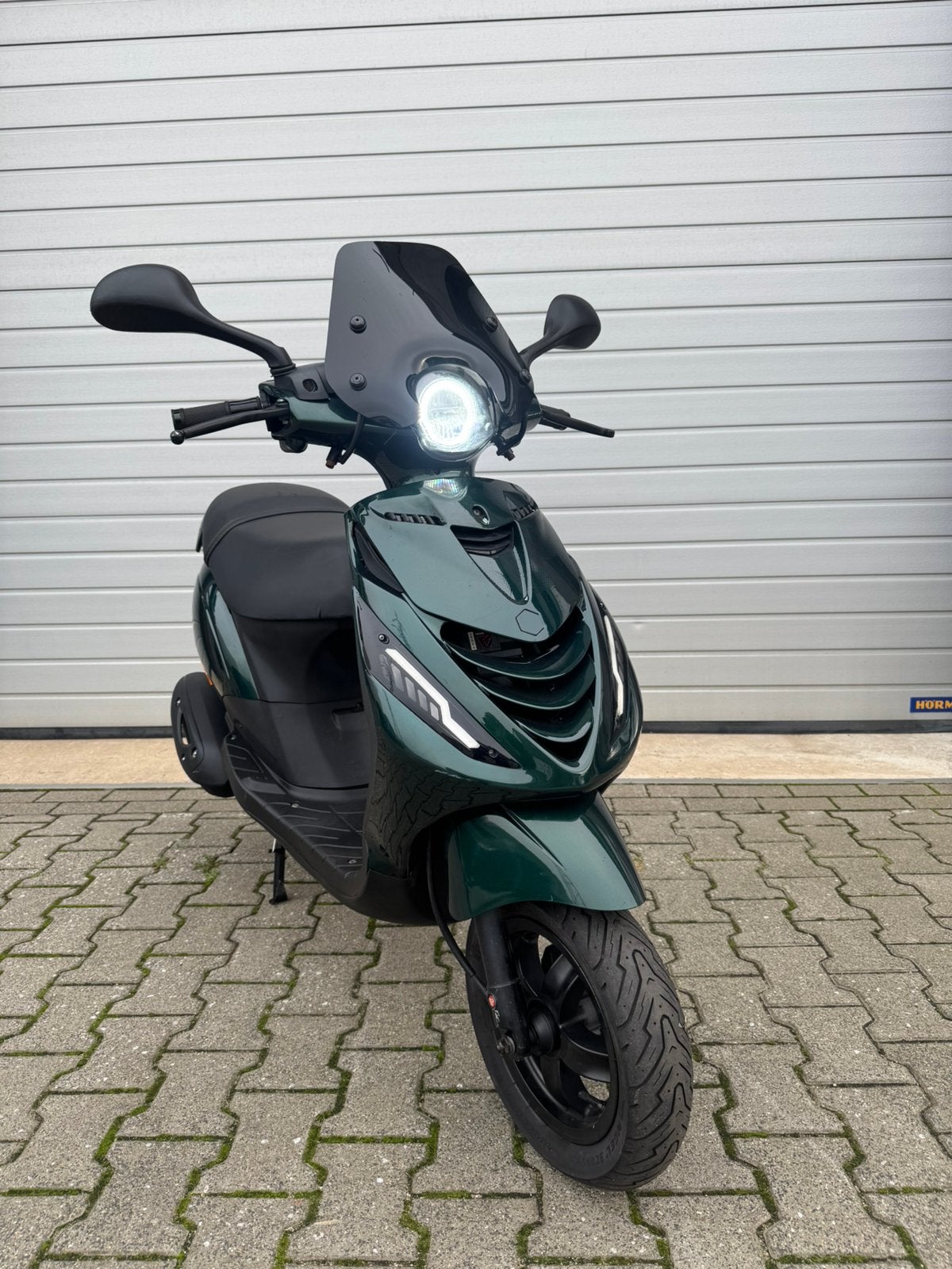 Piaggio zip B klasse, Ophalen, Zo goed als nieuw