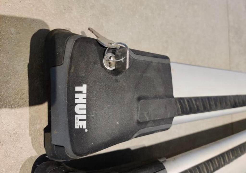 Thule dakdragers wingbar nieuwste model, Ophalen, Zo goed als nieuw