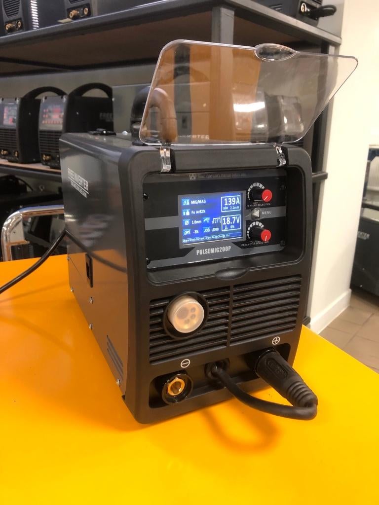 FREE profi inverter PULSE MIG 200P  (230V), Ophalen of Verzenden, Nieuw, 150 tot 250 ampère, Inverter