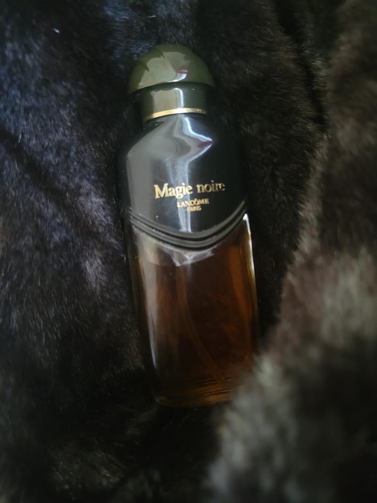 Eau de parfum très rare, Verzamelen, Parfumverzamelingen