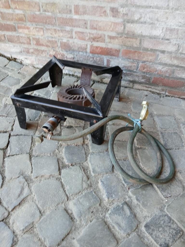 Gasbrander van gietijzer., Caravans en Kamperen, Kampeergereedschap, Ophalen, Gebruikt