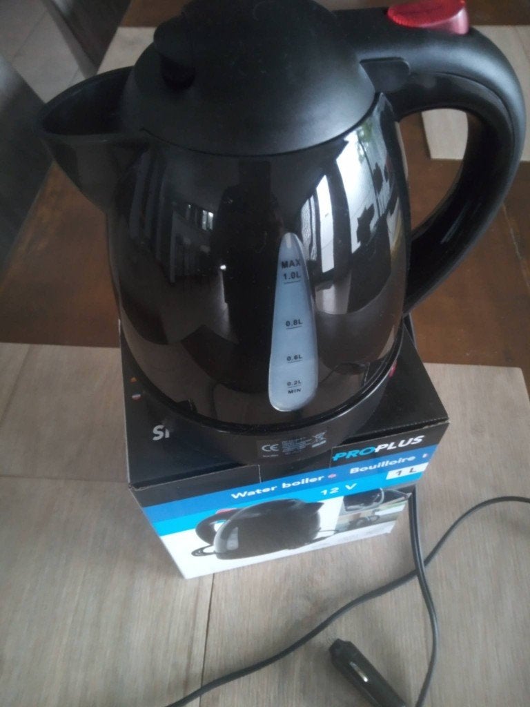 waterkoker 12Volt ( sigaretaansteker ), Ophalen, Zo goed als nieuw