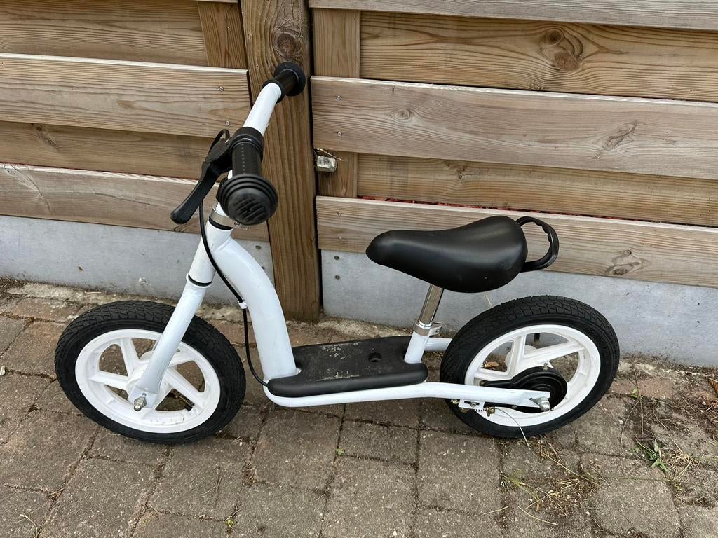 Loopfiets, Kinderen en Baby's, Speelgoed | Buiten | Voertuigen en Loopfietsen, Ophalen, Zo goed als nieuw, Loopfiets