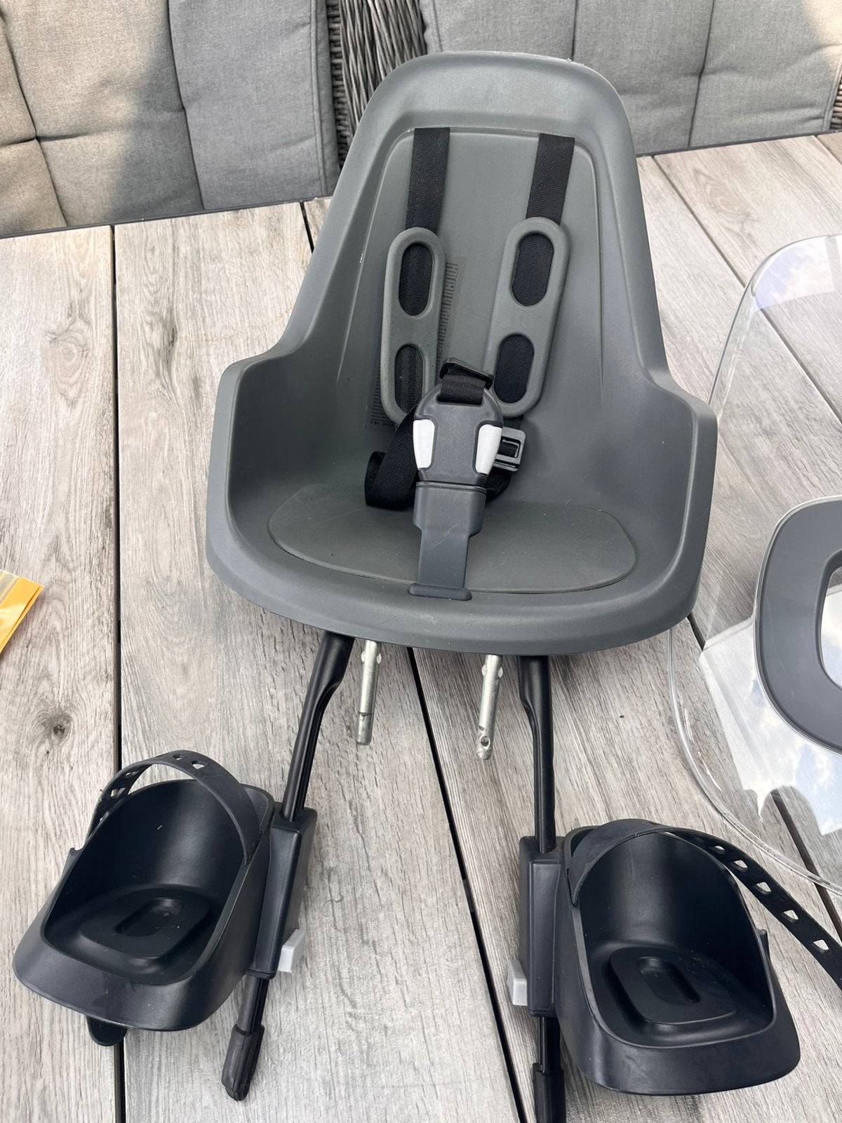 Fietsstoeltje bobike met bijhorend windscherm, Fietsen en Brommers, Ophalen, Voorzitje, 0 t/m 13 kg, Gebruikt
