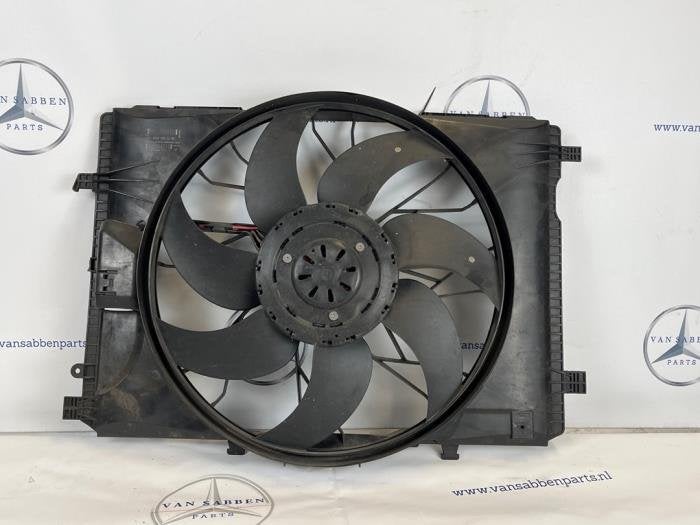Ventilateur de refroidissement moteur d'un Mercedes E-Klasse, -, 3 mois de garantie, Utilisé, -
