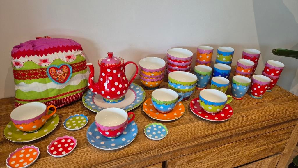 Oilily theepot en servies, Huis en Inrichting, Ophalen, Blond Amsterdam, Nieuw, Porselein