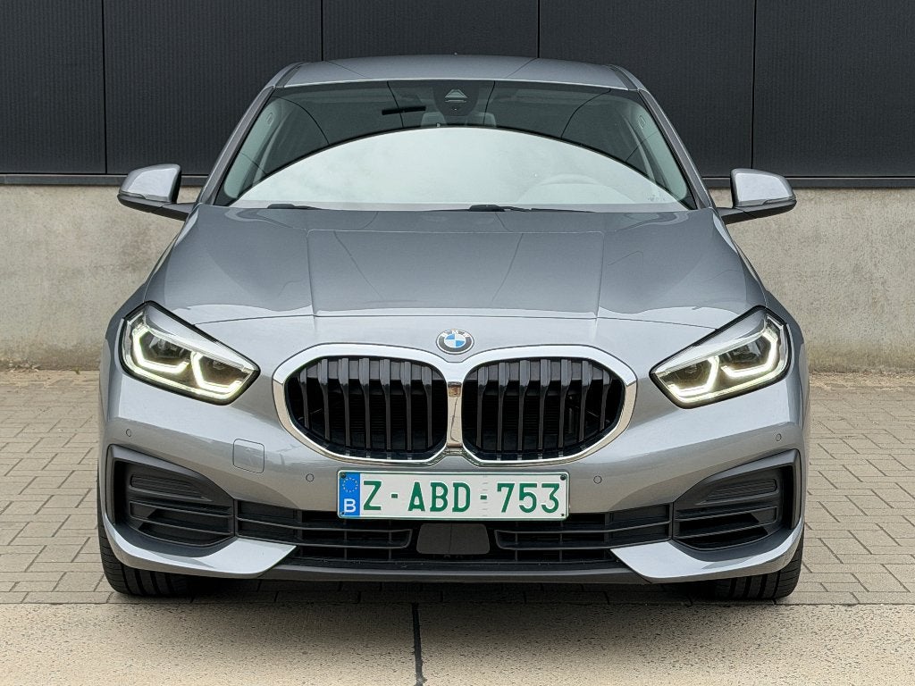 BMW 116i | Automaat | 30 maanden garantie, Auto's, BMW, Dealer onderhouden, Startonderbreker, 3 cilinders, BMW Premium Selection