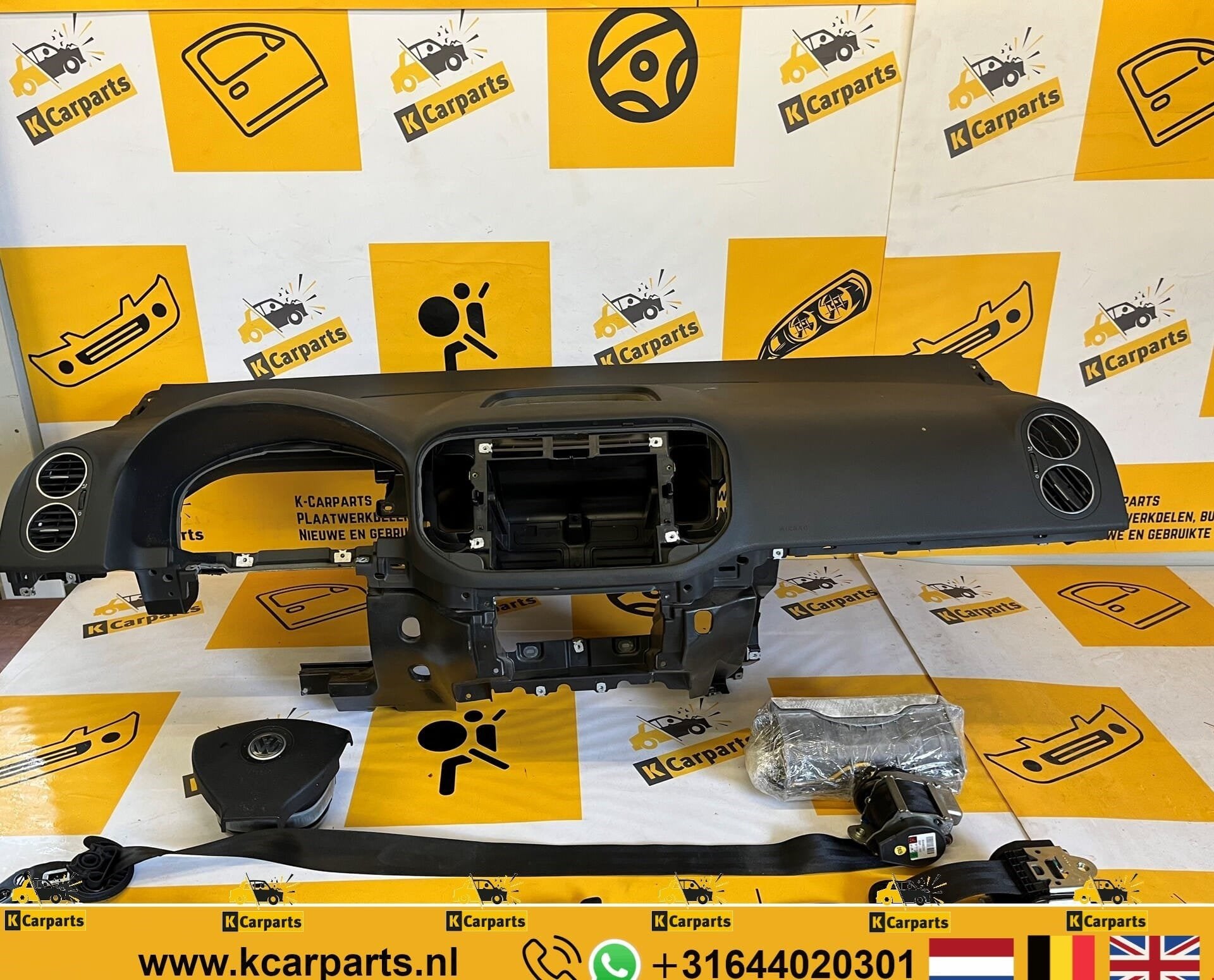 Airbag set - Dashboard Volkswagen Golf 5 Plus (2004-2008), Fabrikant BV, Gebruikt, Info@fabrikant.eu, Fabrikantstraat 1
1000 AA  Amsterdam, NL