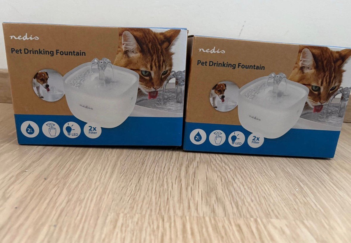 Kattenbakjes, Dieren en Toebehoren, Ophalen, Zo goed als nieuw