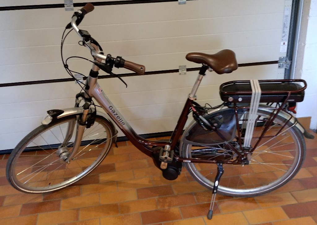 Gazelle electrische Dames fiets, Fietsen en Brommers, Elektrische fietsen, Ophalen, Zo goed als nieuw, 30 tot 50 km per accu, Gazelle