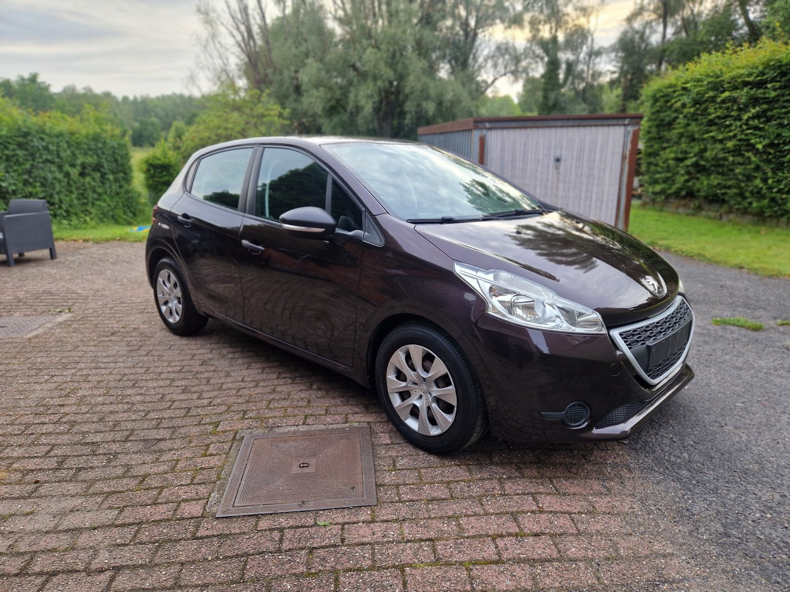 Peugeot 208 essence 2013, Achat, Boîte manuelle, 5 portes, Particulier