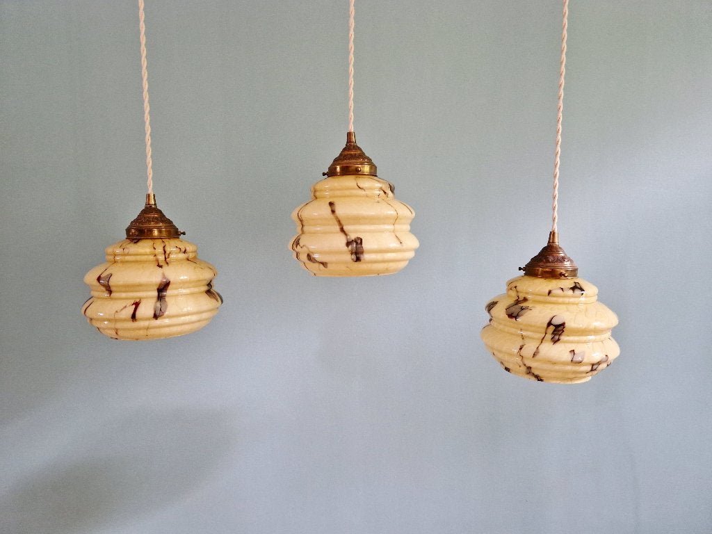 Suspension Art Déco en opaline marbrée (4 disponibles), Antiquités & Art, Enlèvement ou Envoi
