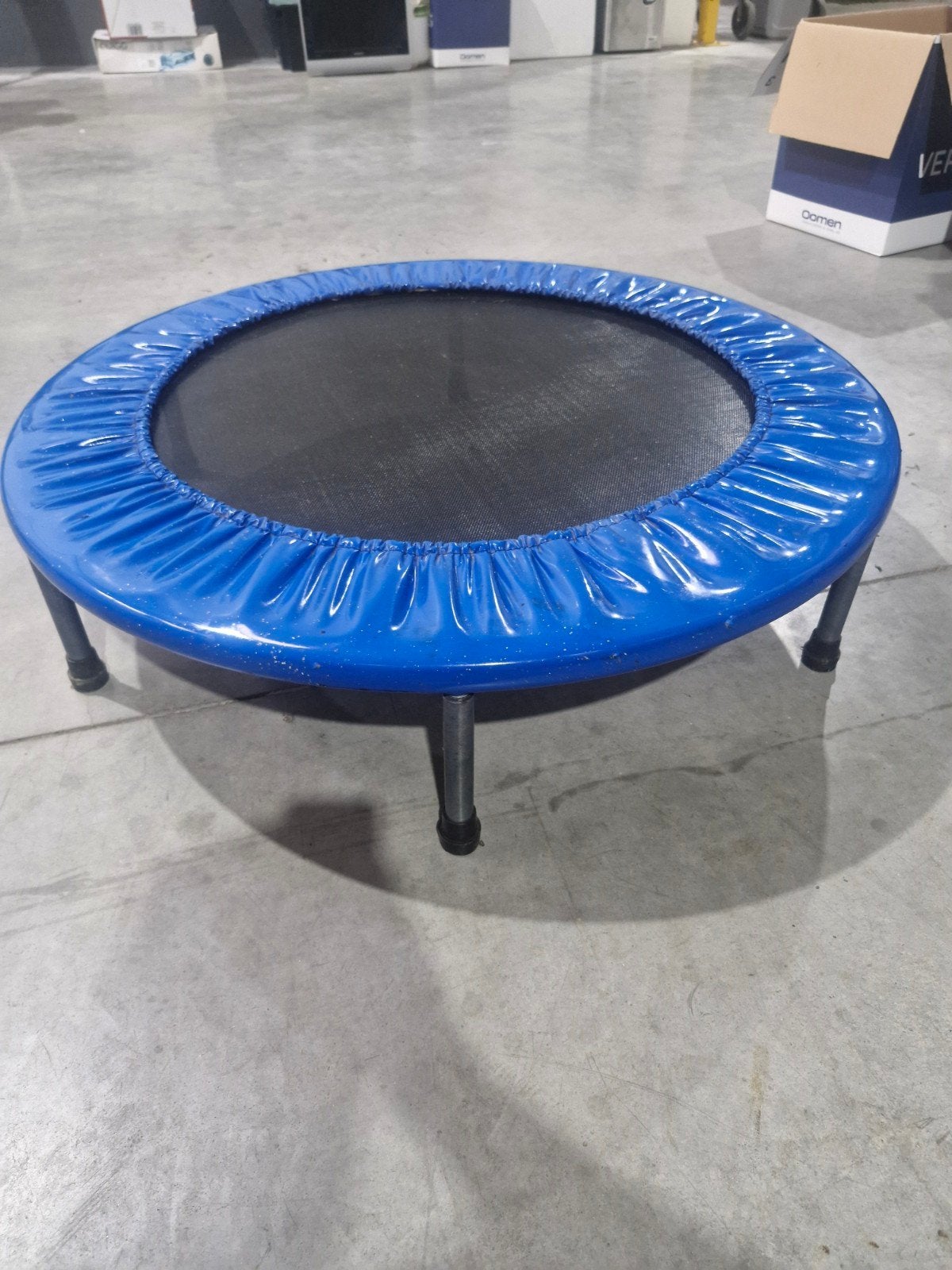 Kleine trampoline voor kinderen 100cm breed en 20cm hoog, Ophalen