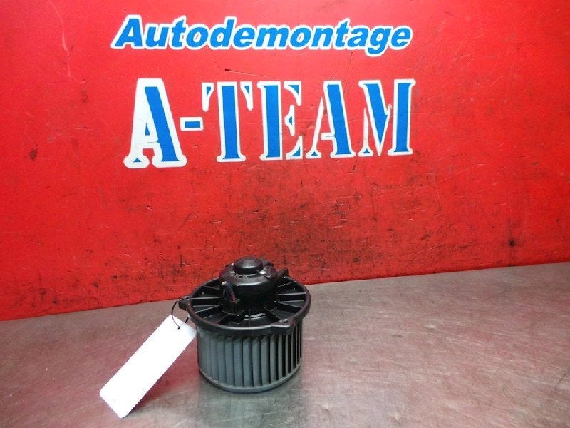 VENTILATEUR RADIATEUR MOTEUR Toyota Yaris (P1), Utilisé, Toyota
