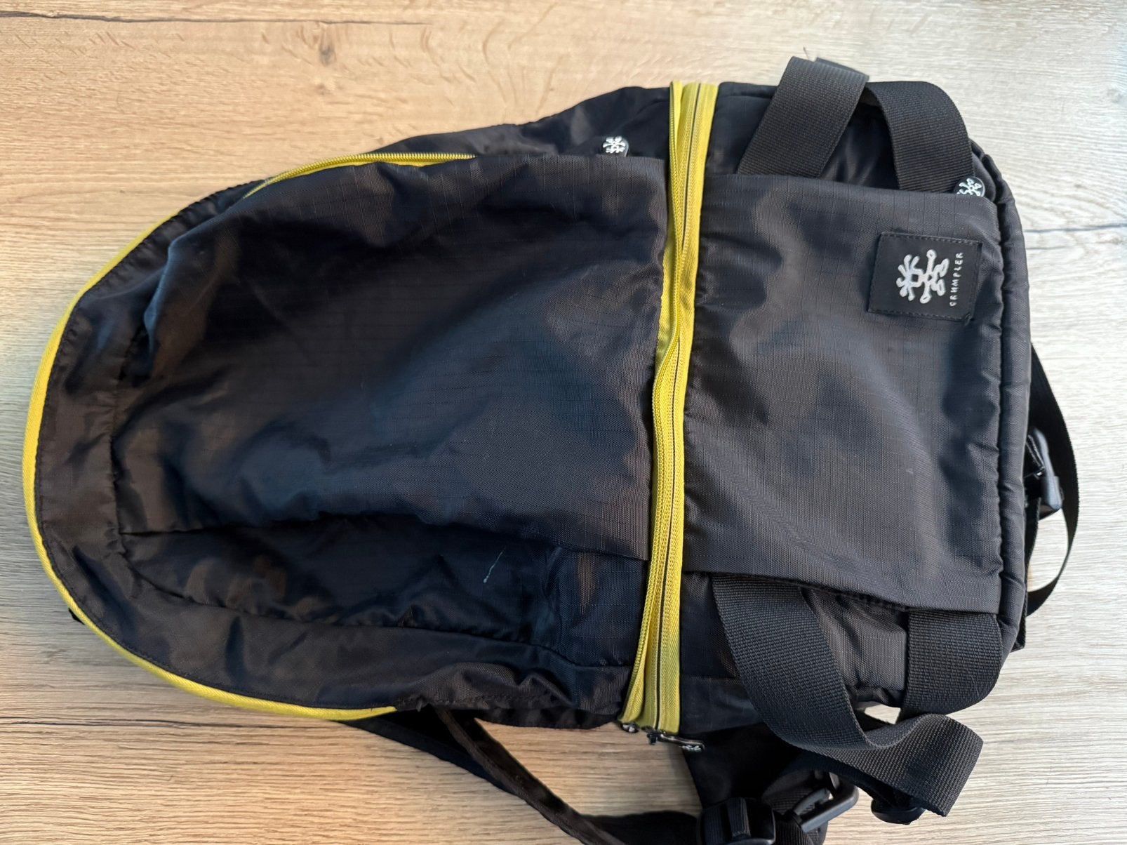 Crumpler cameratas / rugzak, Ophalen of Verzenden, Zo goed als nieuw