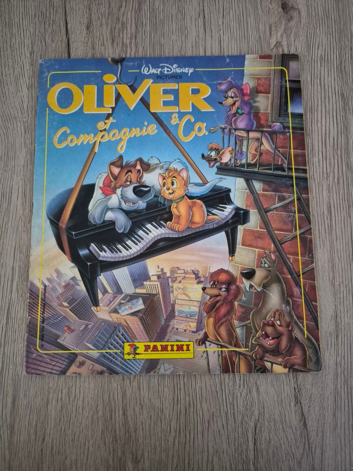 Album panini oliver et compagnie incomplet, Collections, Autocollants, Enlèvement