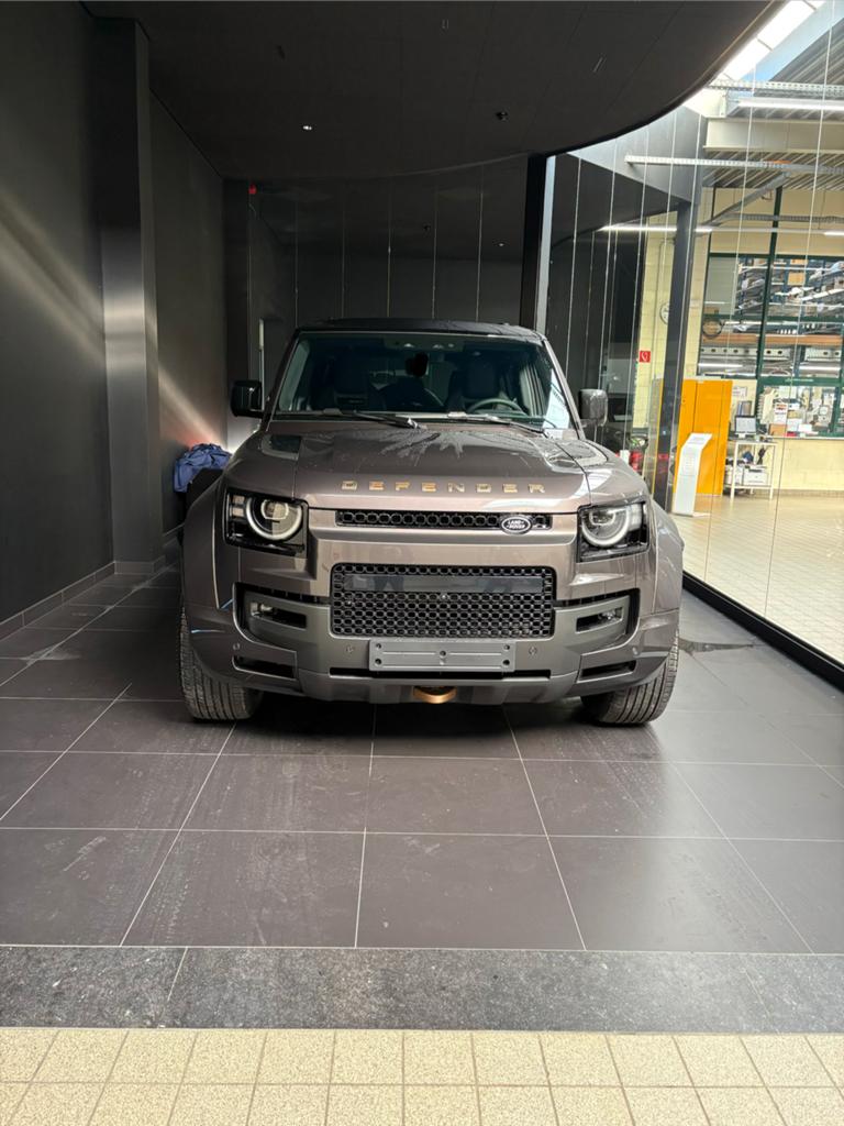 Land rover Defender OCTA110 636pk 60m garantie, Autos, Cuir, Achat, Euro 6, Autres couleurs