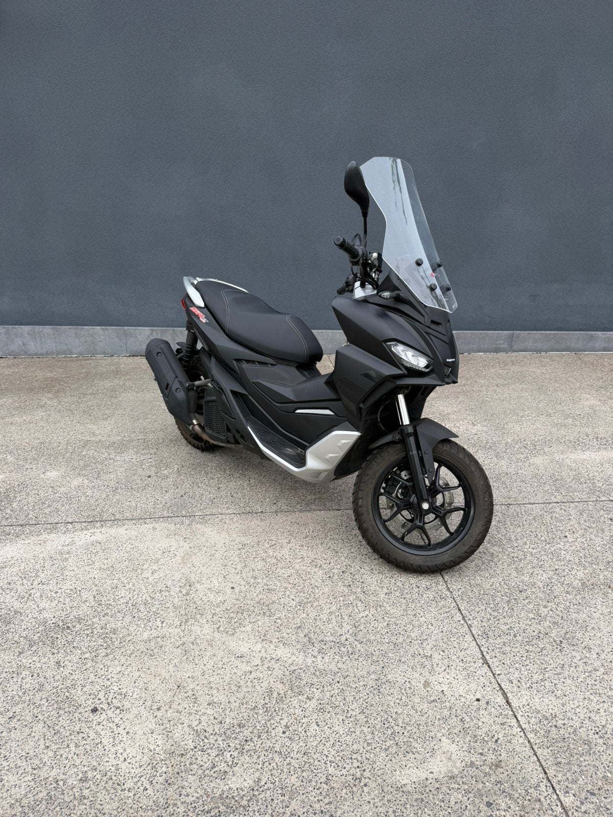 Aprilia SR GT 125, Motoren, Motoren | Aprilia, Scooter, Nieuw, Particulier, 125 cc