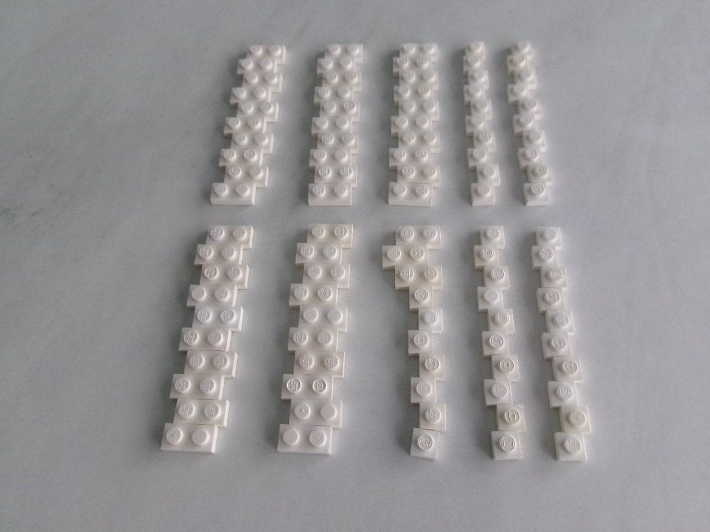 D3 100 kleine witte Lego 1x platen, Gebruikt, Lego, Ophalen of Verzenden, Losse stenen