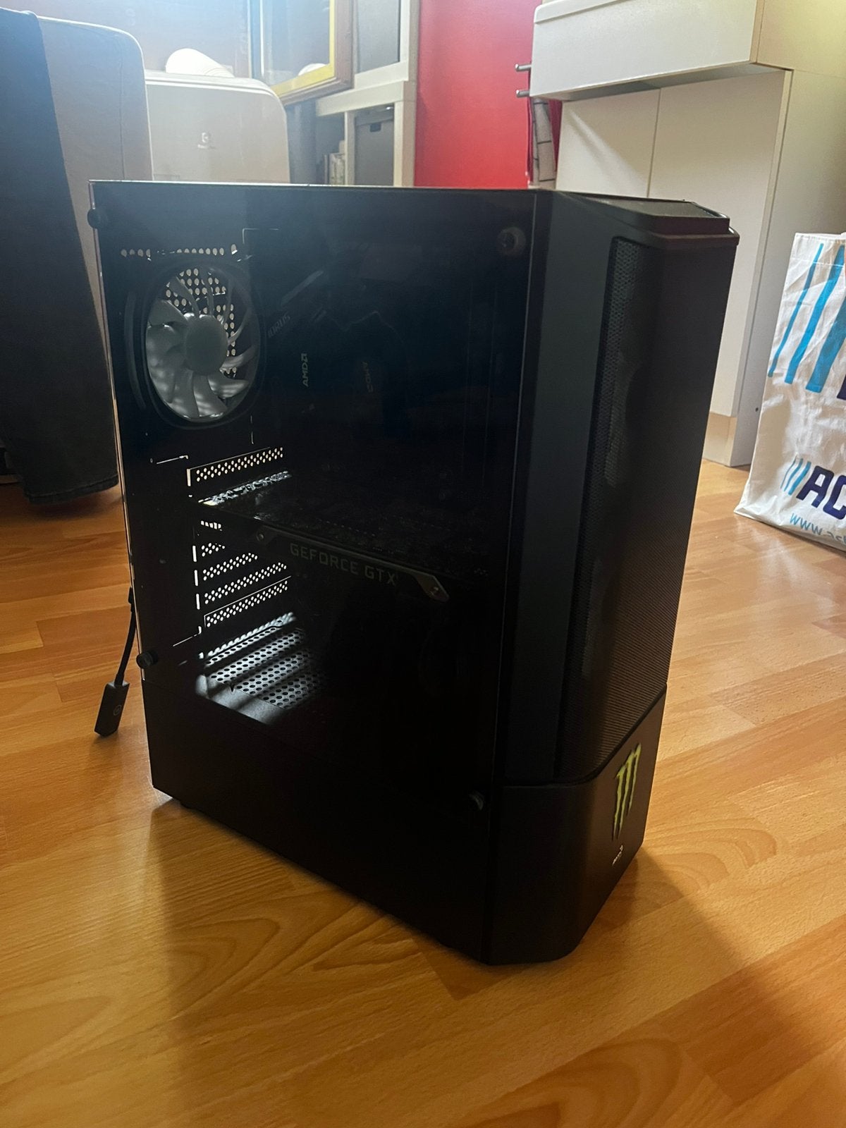 Gaming pc, Computers en Software, Verzenden, Zo goed als nieuw