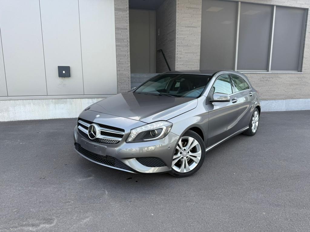 Mercedes A200d | 2.2 Diesel Automaat, Auto's, Mercedes-Benz, 4 deurs, Leder en Stof, Bedrijf, Zilver of Grijs