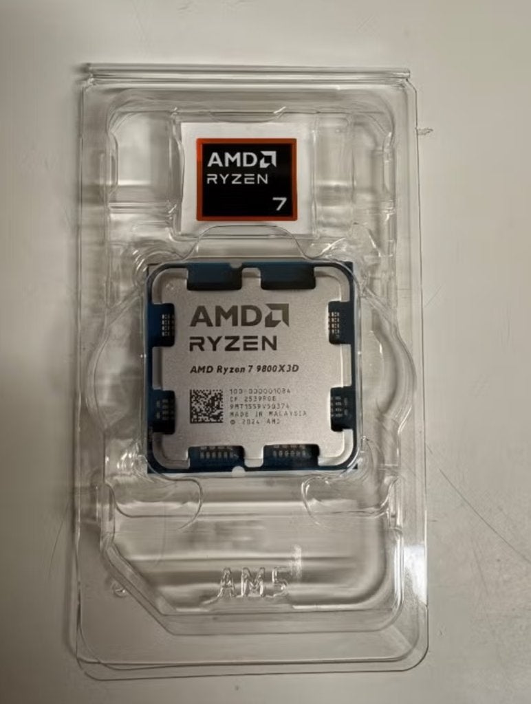 AMD Ryzen 7 9800x3D, Computers en Software, Processors, Zo goed als nieuw, AMD Ryzen 7, 4 Ghz of meer, 8-core