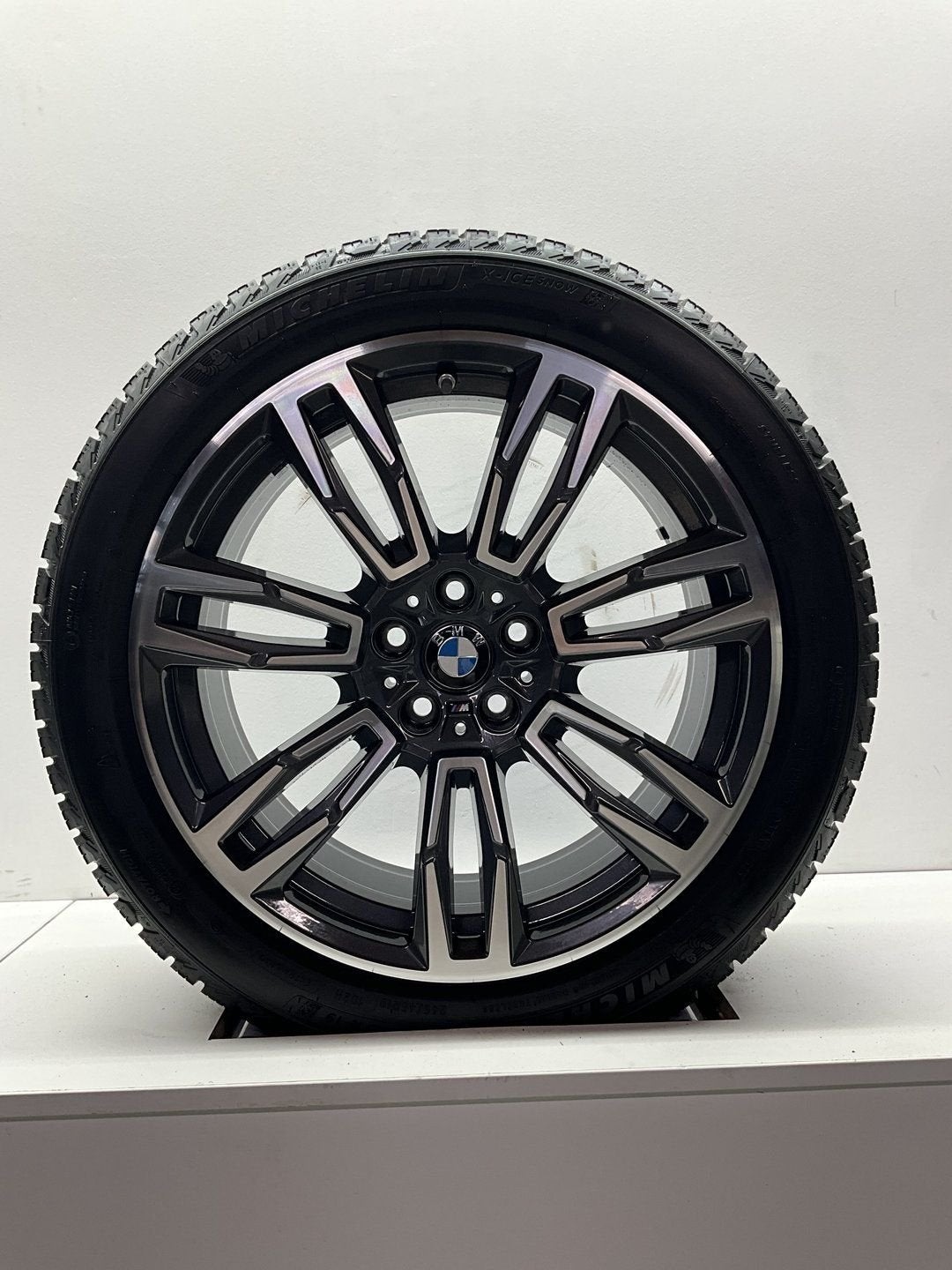 19’’ BWM 5 SERIE I5 5 SERIE G60 G61 VELGEN WINTER BANDEN 935, Autos : Pièces & Accessoires, Pneus & Jantes, Pneus et Jantes, 245 mm