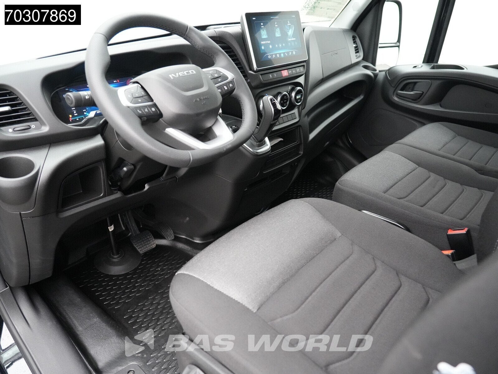 Iveco Daily 35C21 Nuevo - 3.0L - Automático - 210CV - L2H2, Stof, Euro 6, Iveco, Zwart