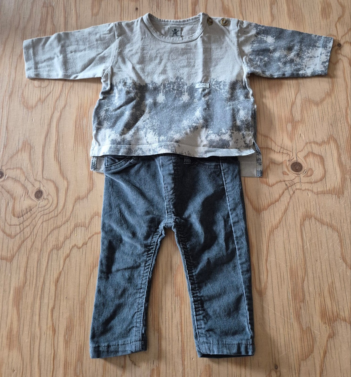 Stoere jongensoutfit - maat 68, Kinderen en Baby's, JBC, Ophalen of Verzenden, Zo goed als nieuw, Setje