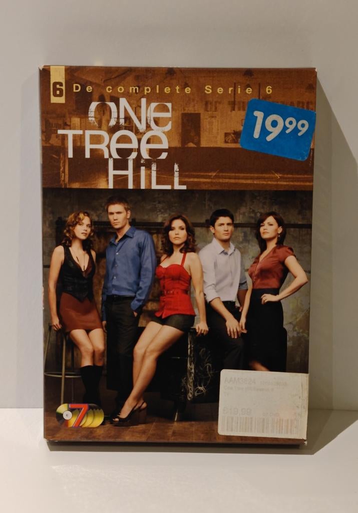 Coffret DVD saison 6 One Tree Hill coffret bonus 24 épisodes, CD & DVD, DVD | TV & Séries télévisées, Comme neuf, Drame, Coffret