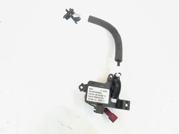 Guide de couverture roulante gauche d'un BMW 3-Serie, -, 3 mois de garantie, Utilisé, -