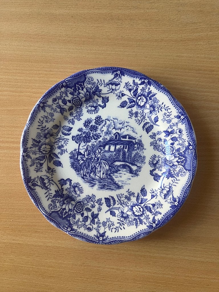 CBM Ironstone vintage bord gemaakt in Italië, Ophalen of Verzenden