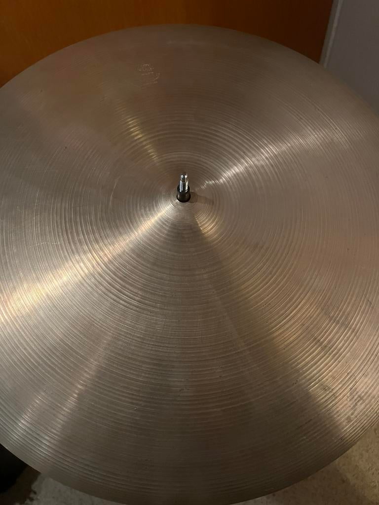 Manège Zildjian des années 1970, Musique & Instruments, Batteries & Percussions, Enlèvement ou Envoi, Comme neuf, Autres marques