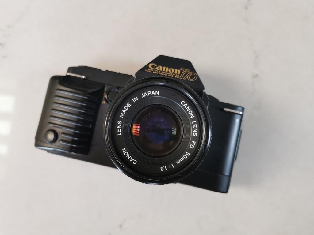 Canon T70 + 50mm F1.8, Ophalen, Canon