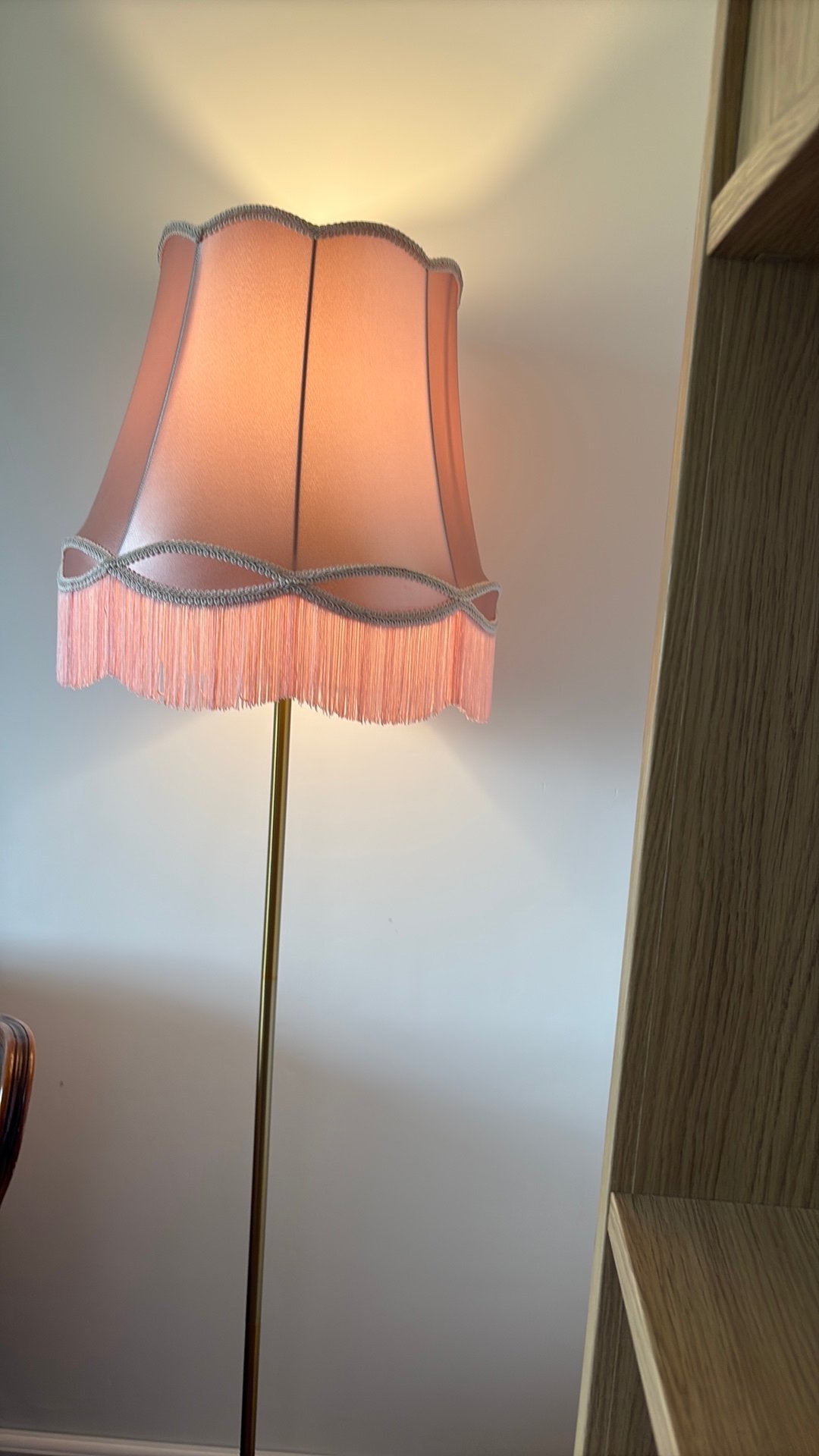 Lampadaire de style vintage de couleur rose à vendre, Maison & Meubles, Enlèvement, Comme neuf