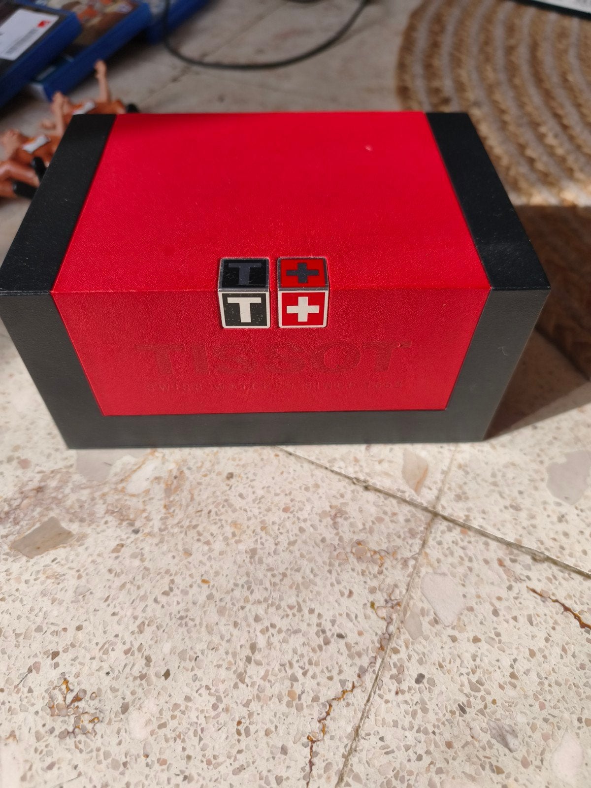 Boîte Tissot vide, Enlèvement ou Envoi
