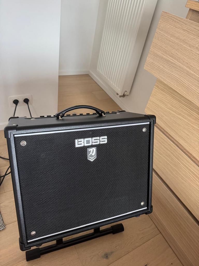 Boss katana mk2, Musique & Instruments, Amplis | Basse & Guitare, Enlèvement, Comme neuf